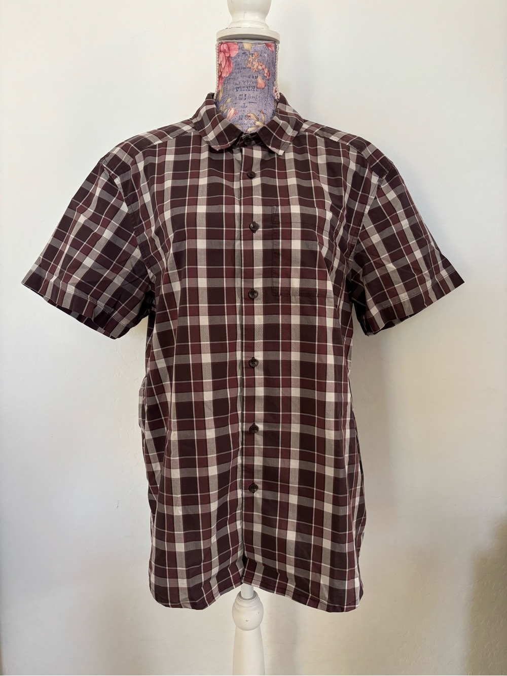 Arcteryx Men's Brohm Short-Sleeve Plaid Shirt - Burgundy/White